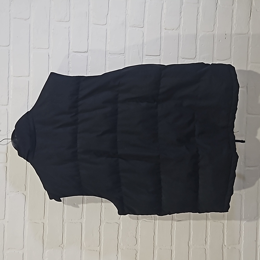Old Navy Black Puffer Vest, men’s size L - Picture 2 of 5